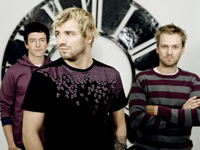 3 Feet Smaller - Music.lt