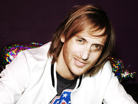 Download: David Guetta & Nicki Minaj - Turn Me On ( Michael Calfan Mix DRM )