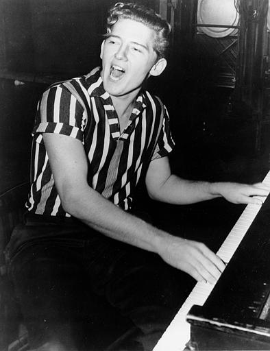 http://www.music.lt/images/groups/4/3234/Jerry_Lee_Lewis/12.jpg