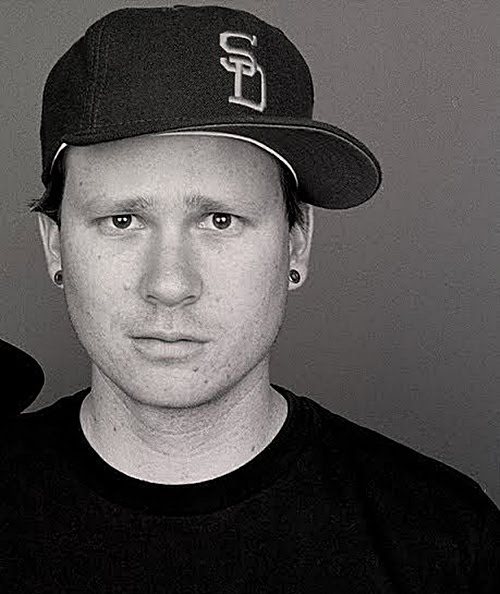 Tom Delonge Armband Tattoo