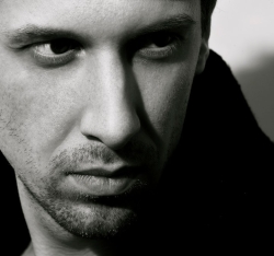 Mario Basanov. 