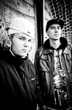 „Dee & Kamy” [OKTO nuotr.]