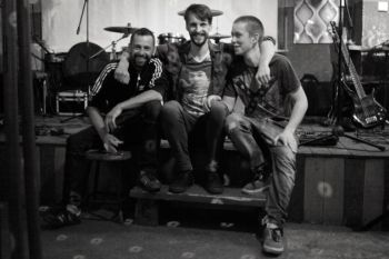 "Freaks on Floor" (grupės nuotr.)