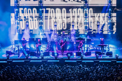 RENGINIO RECENZIJA | Vilniaus Kalnų parke penktadienį skambėjo ilgai lauktos „The Cure“ dainos (+ foto galerija)